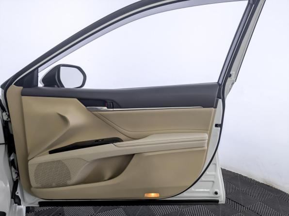 Toyota Camry VIII (XV70) с пробегом 2021 года, цена 3 150 000 рублей, 61157 км, седан, Автокод Объявления