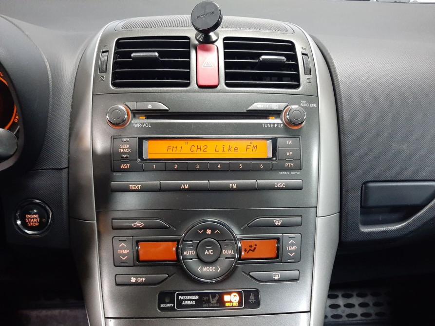 Toyota Auris I Москва  - изображение 14