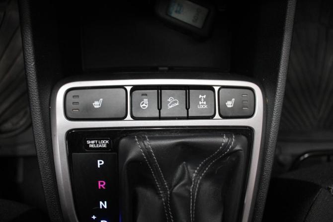 Hyundai Creta I с пробегом 2019 года, цена 2 068 000 рублей, 74000 км, внедорожник, Автокод Объявления