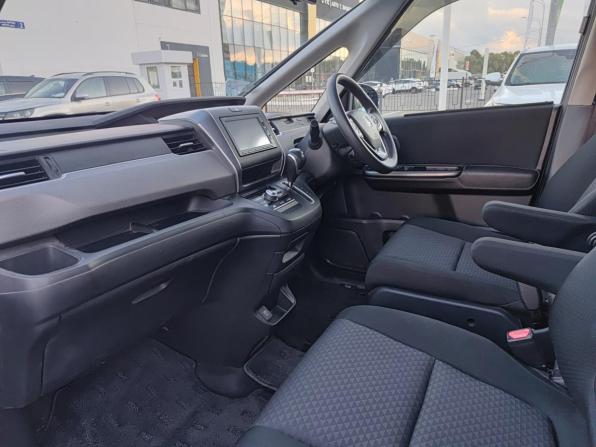 Honda Freed II с пробегом 2016 года, цена 1 545 000 рублей, 68237 км, компактвэн, Автокод Объявления