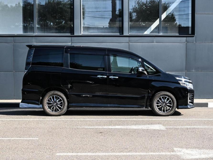 Toyota Voxy III (R80) Новороссийск  - изображение 5