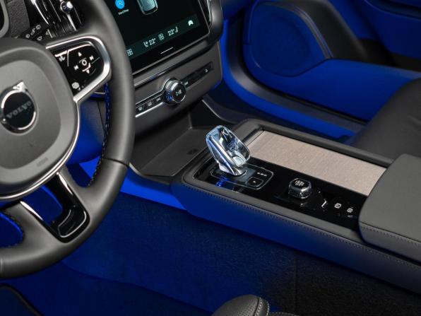 Новый Volvo XC90 II Рестайлинг 2 2026 года, цена 11 250 000 рублей, внедорожник, Автокод Объявления