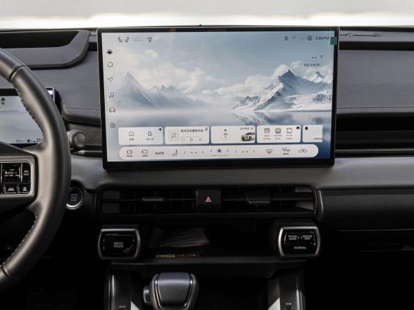 Toyota Wildlander II с пробегом 2026 года, цена 4 309 000 рублей, 33 км, внедорожник, Автокод Объявления