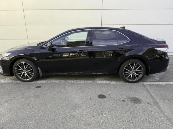 Toyota Camry VIII (XV70) Рестайлинг с пробегом 2021 года, цена 2 800 000 рублей, 115473 км, седан, Автокод Объявления