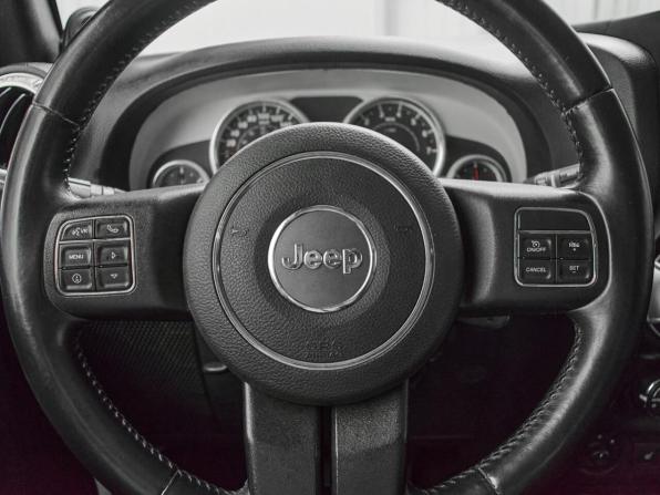 Jeep Wrangler III (JK) с пробегом 2012 года, цена 2 420 000 рублей, 145961 км, внедорожник, Автокод Объявления