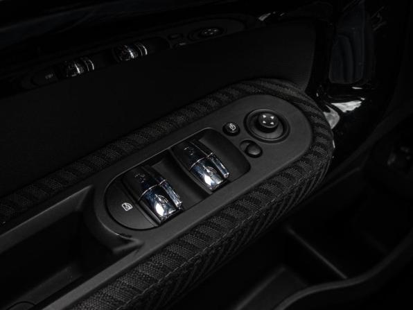 Mini Countryman II с пробегом 2018 года, цена 2 550 000 рублей, 26132 км, внедорожник, Автокод Объявления