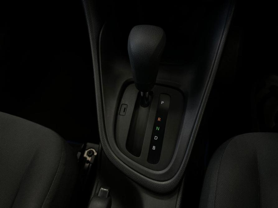 Toyota Yaris IV Санкт-Петербург  - изображение 24