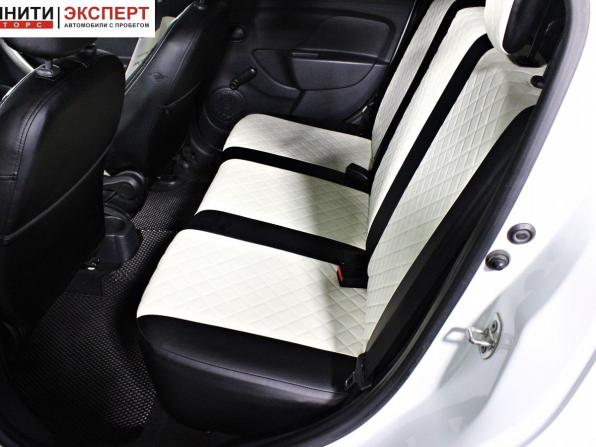 Renault Logan II Рестайлинг с пробегом 2020 года, цена 797 000 рублей, 113000 км, седан, Автокод Объявления