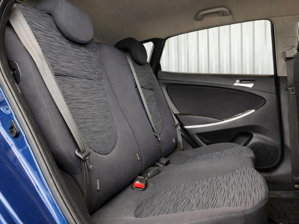 Hyundai Solaris I Рестайлинг с пробегом 2015 года, цена 947 000 рублей, 143977 км, хэтчбек, Автокод Объявления