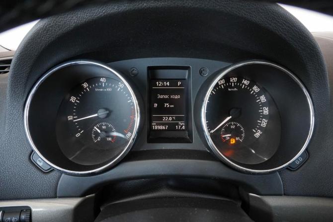 Skoda Yeti I Рестайлинг с пробегом 2013 года, цена 1 099 000 рублей, 189862 км, внедорожник, Автокод Объявления
