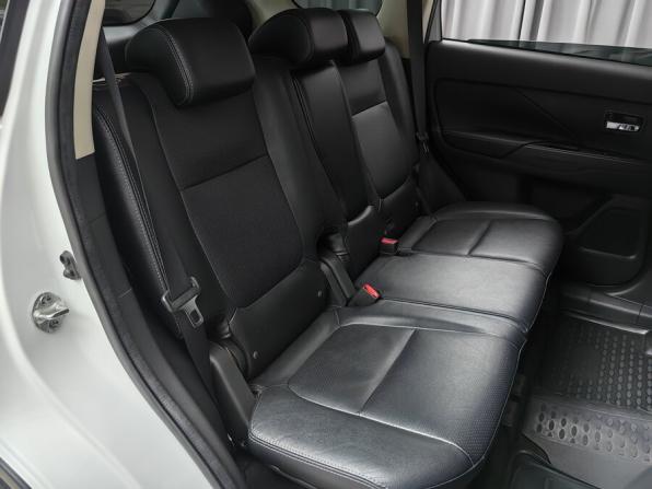 Mitsubishi Outlander III Рестайлинг 2 с пробегом 2018 года, цена 2 049 000 рублей, 131000 км, внедорожник, Автокод Объявления