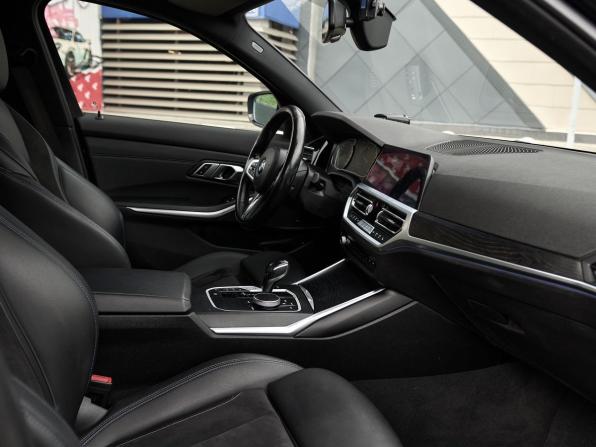 BMW 3 серии VII (G2x) с пробегом 2021 года, цена 4 033 900 рублей, 122460 км, седан, Автокод Объявления