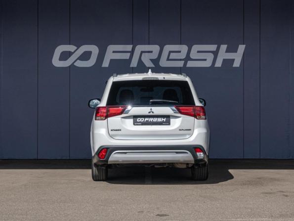 Mitsubishi Outlander III Рестайлинг 2 с пробегом 2018 года, цена 1 775 000 рублей, 177797 км, внедорожник, Автокод Объявления