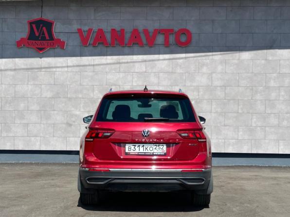 Volkswagen Tiguan II Рестайлинг с пробегом 2021 года, цена 3 300 000 рублей, 63900 км, внедорожник, Автокод Объявления