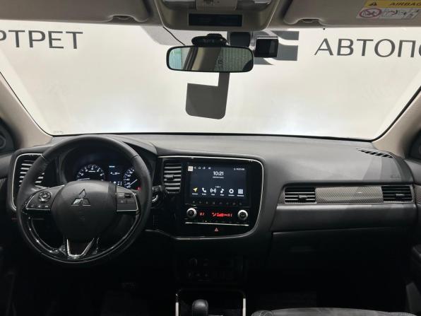 Mitsubishi Outlander III Рестайлинг 3 с пробегом 2021 года, цена 2 259 000 рублей, 105672 км, внедорожник, Автокод Объявления
