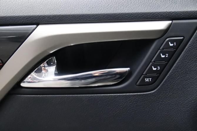 Lexus RX IV Рестайлинг с пробегом 2019 года, цена 4 495 170 рублей, 97398 км, внедорожник, Автокод Объявления
