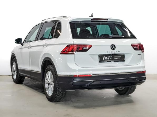 Volkswagen Tiguan II Рестайлинг с пробегом 2021 года, цена 3 150 000 рублей, 52829 км, внедорожник, Автокод Объявления