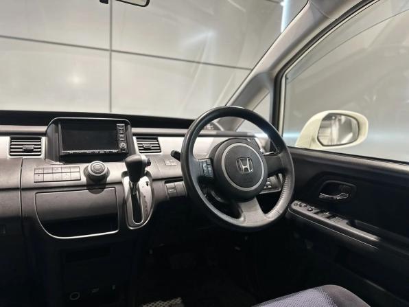 Honda Stepwgn III с пробегом 2007 года, цена 1 150 000 рублей, 183000 км, минивэн, Автокод Объявления