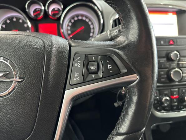 Opel Astra J Рестайлинг с пробегом 2014 года, цена 748 000 рублей, 187925 км, хэтчбек, Автокод Объявления