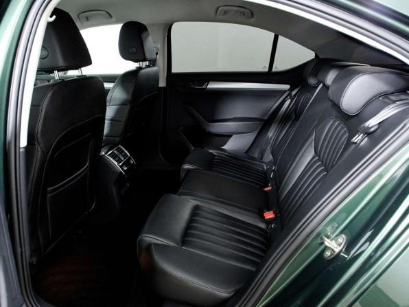 Skoda Superb III с пробегом 2018 года, цена 1 948 000 рублей, 117948 км, лифтбек, Автокод Объявления