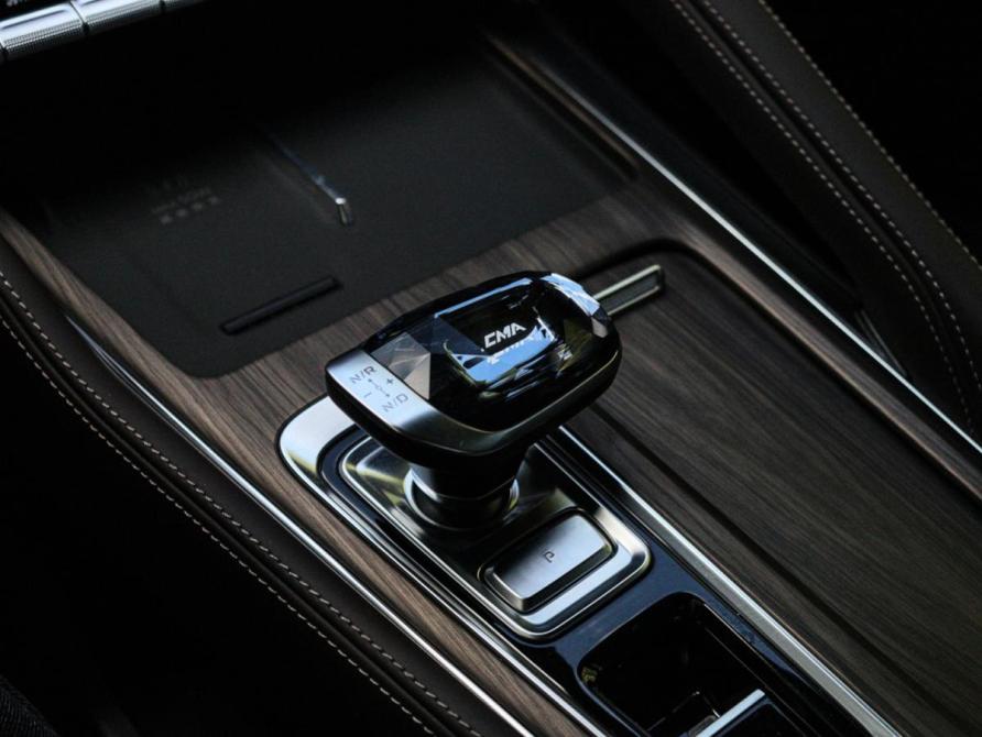 Geely Monjaro I Рестайлинг 2 Москва  - изображение 19