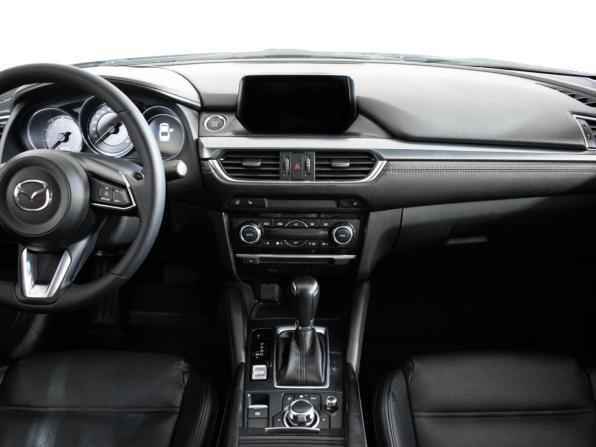 Mazda 6 III (GJ) Рестайлинг с пробегом 2016 года, цена 1 777 000 рублей, 168415 км, седан, Автокод Объявления