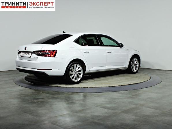 Skoda Superb III с пробегом 2017 года, цена 1 797 000 рублей, 160382 км, лифтбек, Автокод Объявления