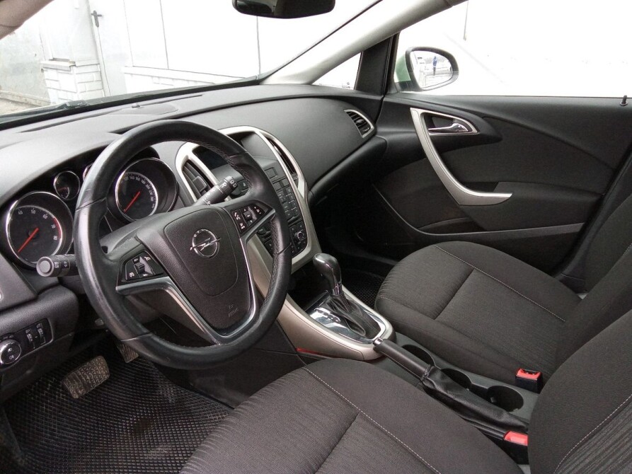 Opel Astra J Москва  - изображение 7