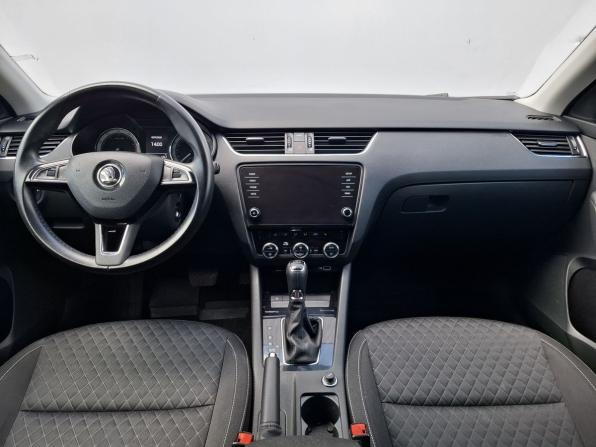 Skoda Octavia III (A7) Рестайлинг с пробегом 2018 года, цена 1 399 000 рублей, 187285 км, лифтбек, Автокод Объявления