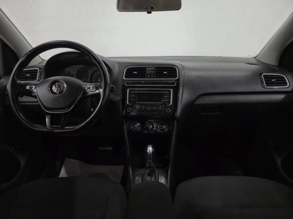 Volkswagen Polo V Рестайлинг с пробегом 2018 года, цена 1 130 000 рублей, 158064 км, седан, Автокод Объявления