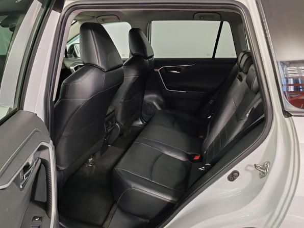 Toyota RAV4 V (XA50) с пробегом 2021 года, цена 3 149 000 рублей, 112958 км, внедорожник, Автокод Объявления