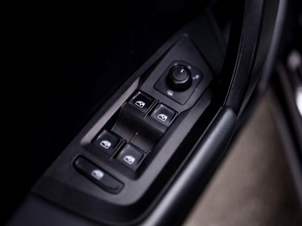 Volkswagen Tharu I с пробегом 2020 года, цена 3 649 000 рублей, 74500 км, внедорожник, Автокод Объявления