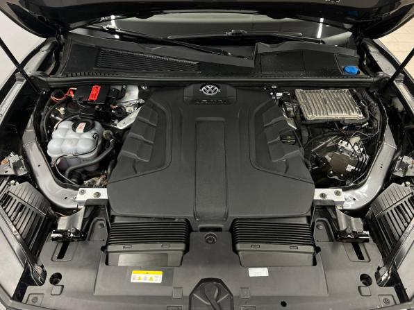Volkswagen Touareg III с пробегом 2021 года, цена 6 414 000 рублей, 97326 км, внедорожник, Автокод Объявления