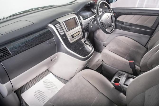 Toyota Alphard I Рестайлинг с пробегом 2006 года, цена 1 999 000 рублей, 172000 км, минивэн, Автокод Объявления