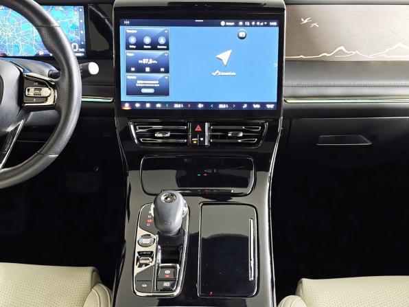 GAC M8 с пробегом 2023 года, цена 4 159 000 рублей, 23576 км, минивэн, Автокод Объявления