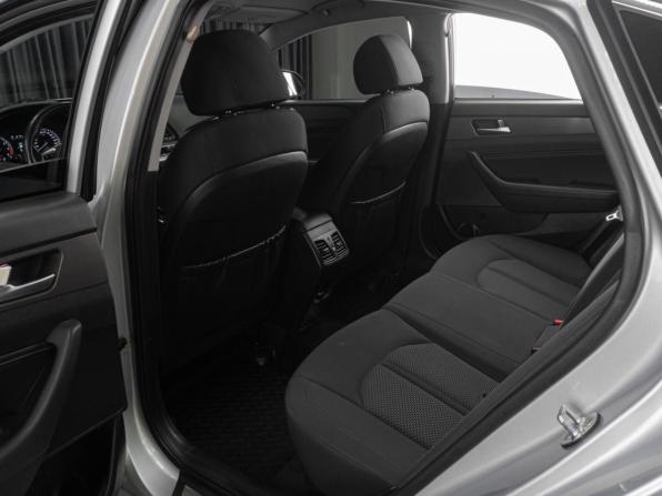 Hyundai Sonata VII (LF) Рестайлинг с пробегом 2018 года, цена 1 769 000 рублей, 142740 км, седан, Автокод Объявления