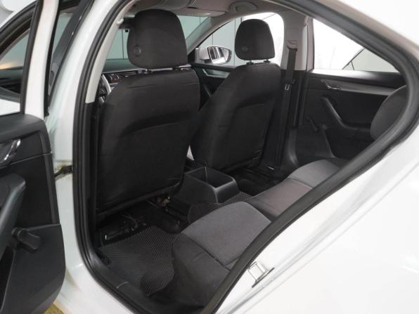 Skoda Octavia III (A7) с пробегом 2014 года, цена 989 000 рублей, 198227 км, лифтбек, Автокод Объявления