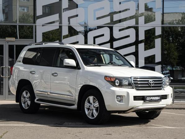 Toyota Land Cruiser 200 Series Рестайлинг 1 с пробегом 2015 года, цена 4 690 000 рублей, 162206 км, внедорожник, Автокод Объявления