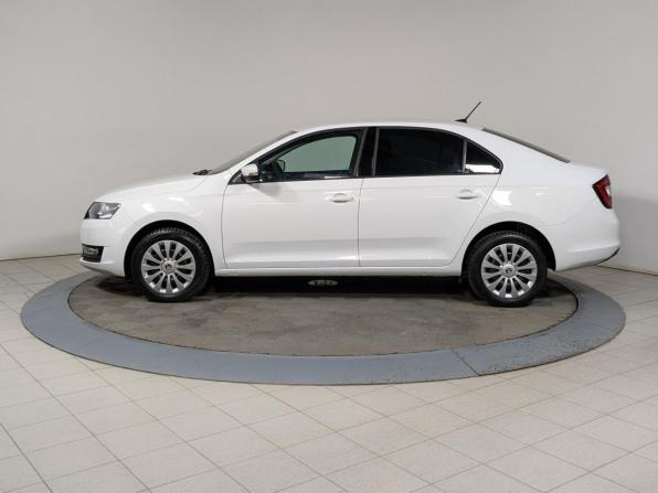 Skoda Rapid I Рестайлинг с пробегом 2019 года, цена 1 364 500 рублей, 90000 км, лифтбек, Автокод Объявления
