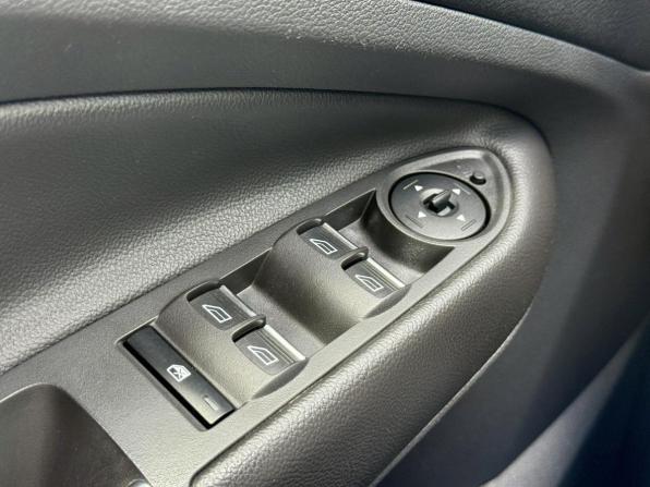 Ford Kuga II Рестайлинг с пробегом 2017 года, цена 1 770 000 рублей, 104001 км, внедорожник, Автокод Объявления