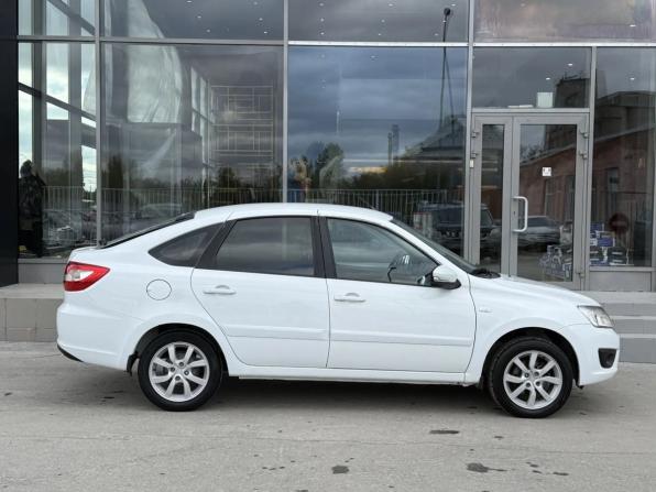Lada (ВАЗ) Granta I с пробегом 2015 года, цена 505 000 рублей, 59800 км, лифтбек, Автокод Объявления