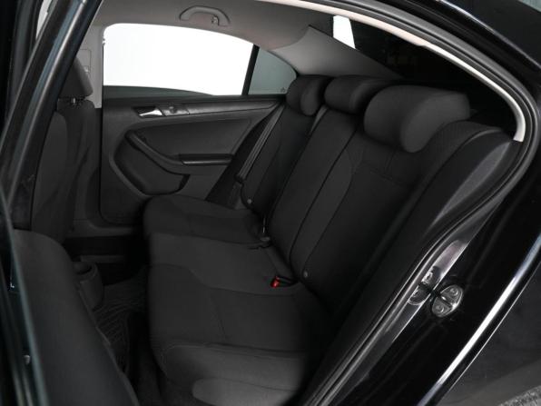 Volkswagen Jetta VI с пробегом 2013 года, цена 919 000 рублей, 177993 км, седан, Автокод Объявления