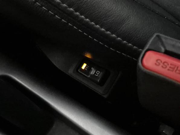 Mitsubishi Outlander II Рестайлинг с пробегом 2011 года, цена 1 250 000 рублей, 194950 км, внедорожник, Автокод Объявления