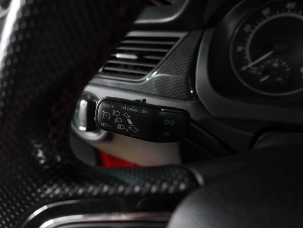 Skoda Rapid I Рестайлинг с пробегом 2018 года, цена 1 529 000 рублей, 128994 км, лифтбек, Автокод Объявления