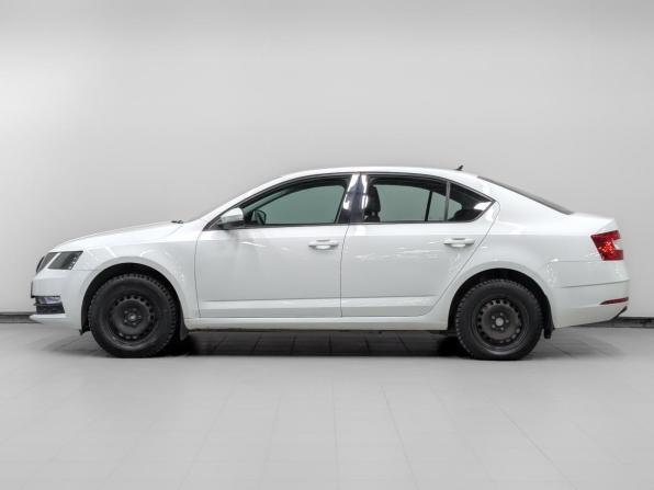 Skoda Octavia III (A7) Рестайлинг с пробегом 2020 года, цена 1 915 000 рублей, 88750 км, лифтбек, Автокод Объявления