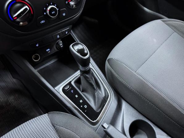 Hyundai Solaris II Рестайлинг с пробегом 2020 года, цена 1 390 000 рублей, 113602 км, седан, Автокод Объявления