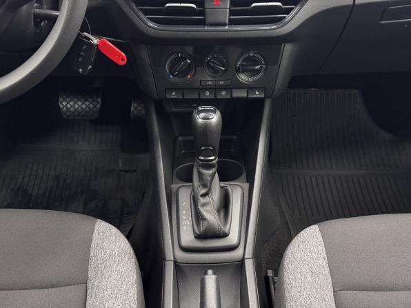 Skoda Rapid II с пробегом 2021 года, цена 1 630 000 рублей, 66706 км, лифтбек, Автокод Объявления