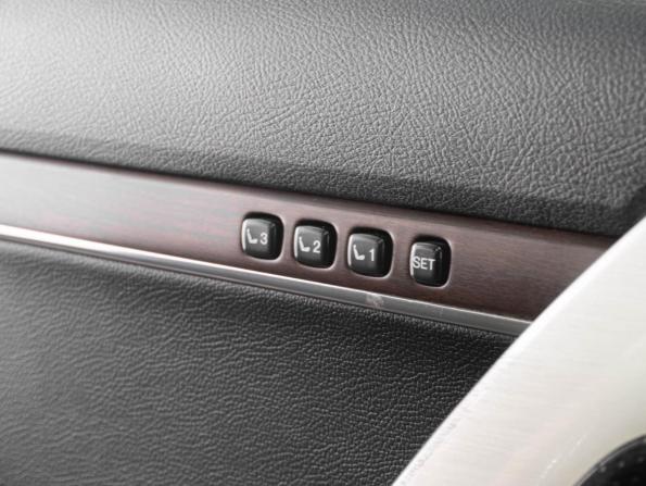 Toyota Land Cruiser 200 Series Рестайлинг 2 с пробегом 2019 года, цена 6 899 000 рублей, 141256 км, внедорожник, Автокод Объявления