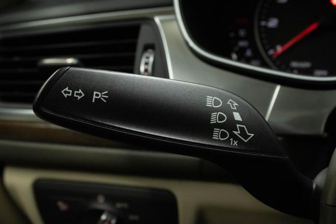 Audi A6 IV (C7) Рестайлинг с пробегом 2016 года, цена 2 199 000 рублей, 184331 км, седан, Автокод Объявления