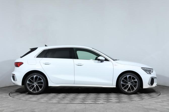 Audi A3 IV (8Y) с пробегом 2021 года, цена 2 900 000 рублей, 58505 км, хэтчбек, Автокод Объявления
